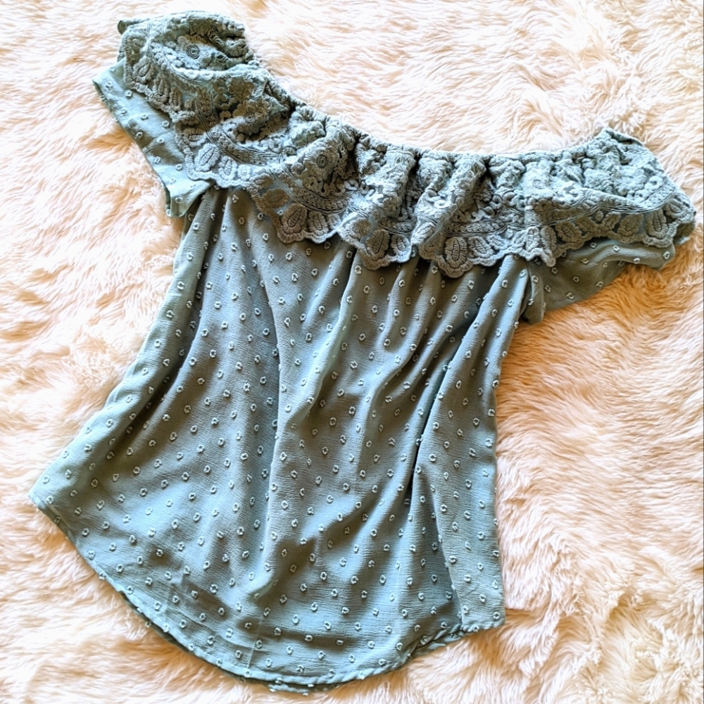 Off-Shoulder Sage Green Top With Lace